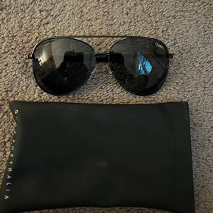 Quay Australia Aviator Sunglasses- Vivienne
